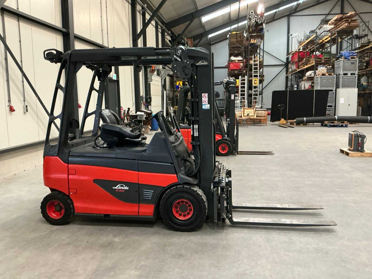 2020 LINDE E20 ROADSTER FORKLIFT TRUCK - Autokrāvējs: foto 5 2020 LINDE E20 ROADSTER FORKLIFT TRUCK - Autokrāvējs: foto 5