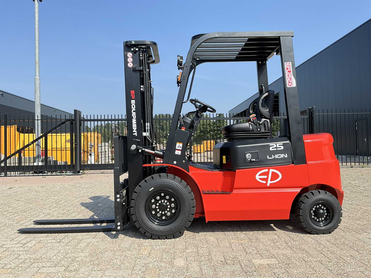 2025 EP EFL 252 XS FORKLIFT - Autokrāvējs: foto 1 2025 EP EFL 252 XS FORKLIFT - Autokrāvējs: foto 1