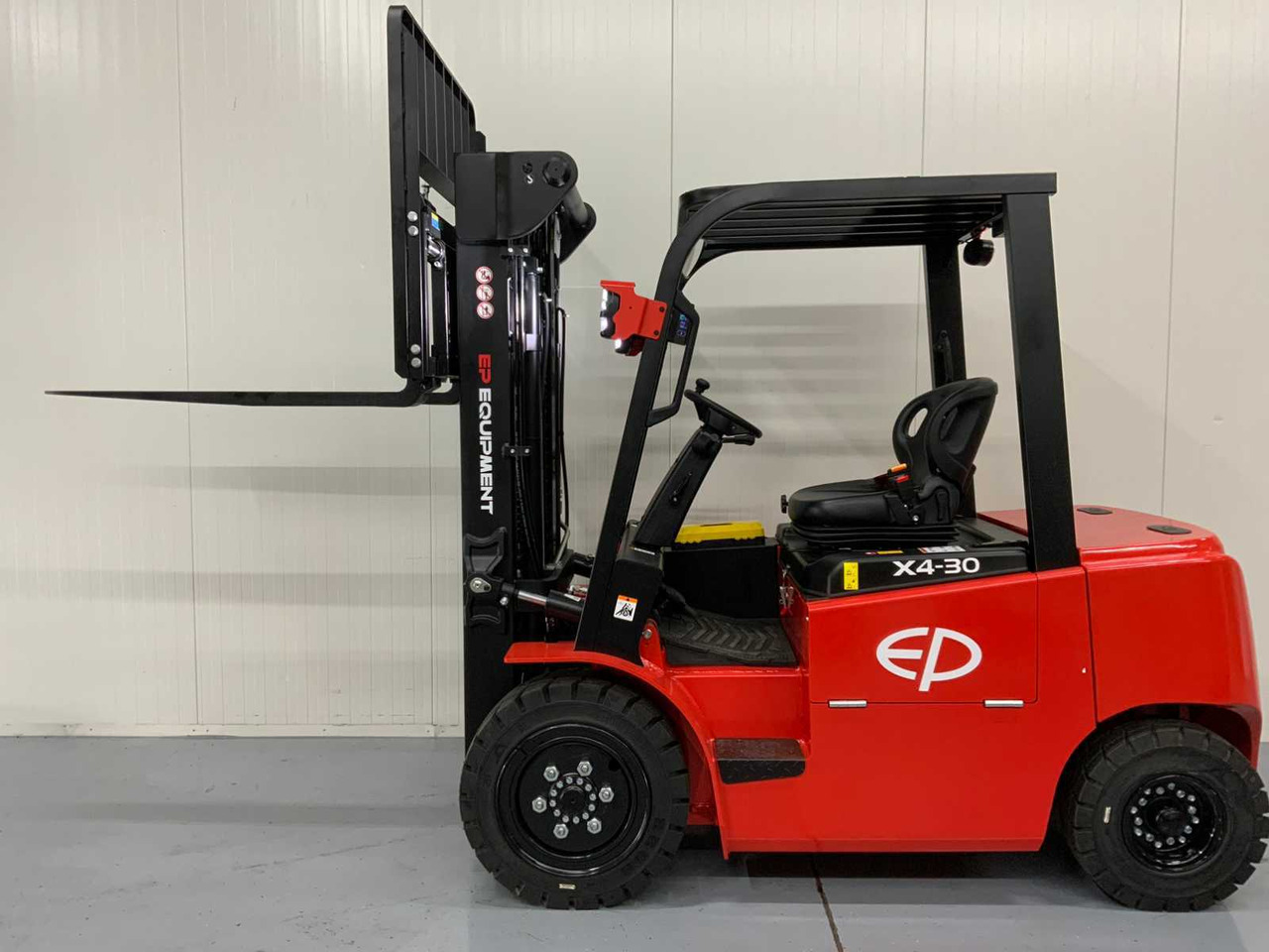 Autokrāvējs 2025 EP X4-30 3000KG FORKLIFT LED DISPLAY: foto 7