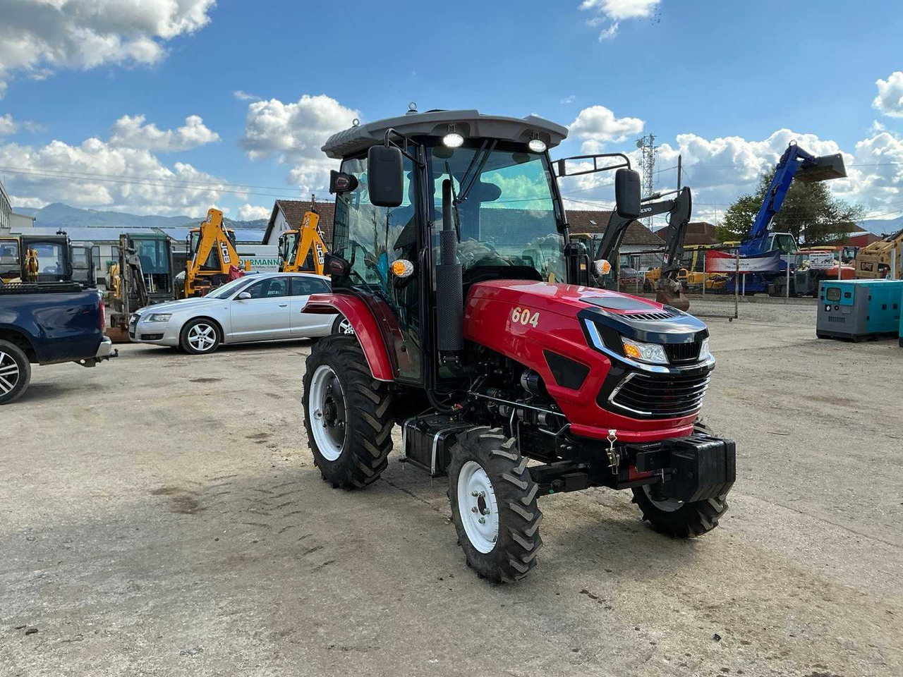 - 604 - 4-WHEEL DRIVE TRACTOR - 2025 - Traktors: foto 3 - 604 - 4-WHEEL DRIVE TRACTOR - 2025 - Traktors: foto 3