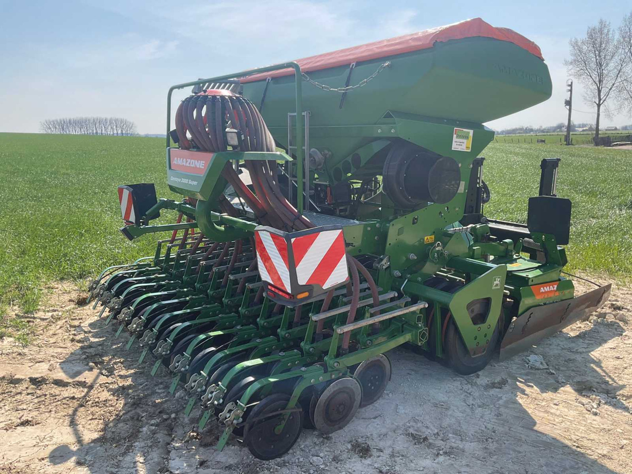 AMAZONE Centaya 3000 Super - Augsnes apstrādes tehnika: foto 1 AMAZONE Centaya 3000 Super - Augsnes apstrādes tehnika: foto 1