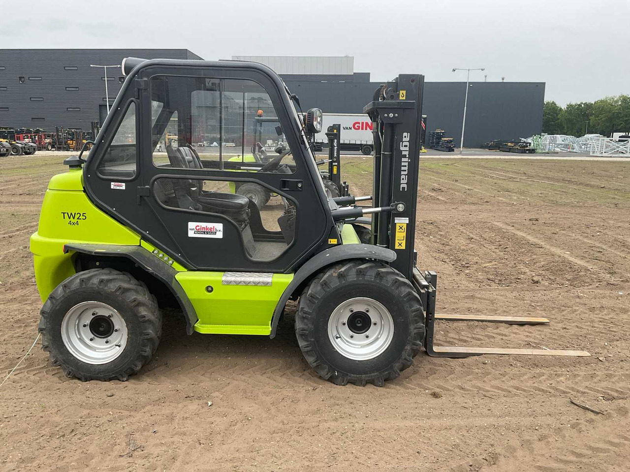 ARGIMAC TW25 4X4 ROUGH TERRAIN FORKLIFT - Autokrāvējs: foto 4 ARGIMAC TW25 4X4 ROUGH TERRAIN FORKLIFT - Autokrāvējs: foto 4