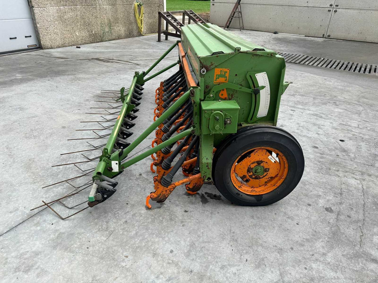 Amazone D8/30 SUPER - Precīzās izsējas sējmašīna: foto 4 Amazone D8/30 SUPER - Precīzās izsējas sējmašīna: foto 4