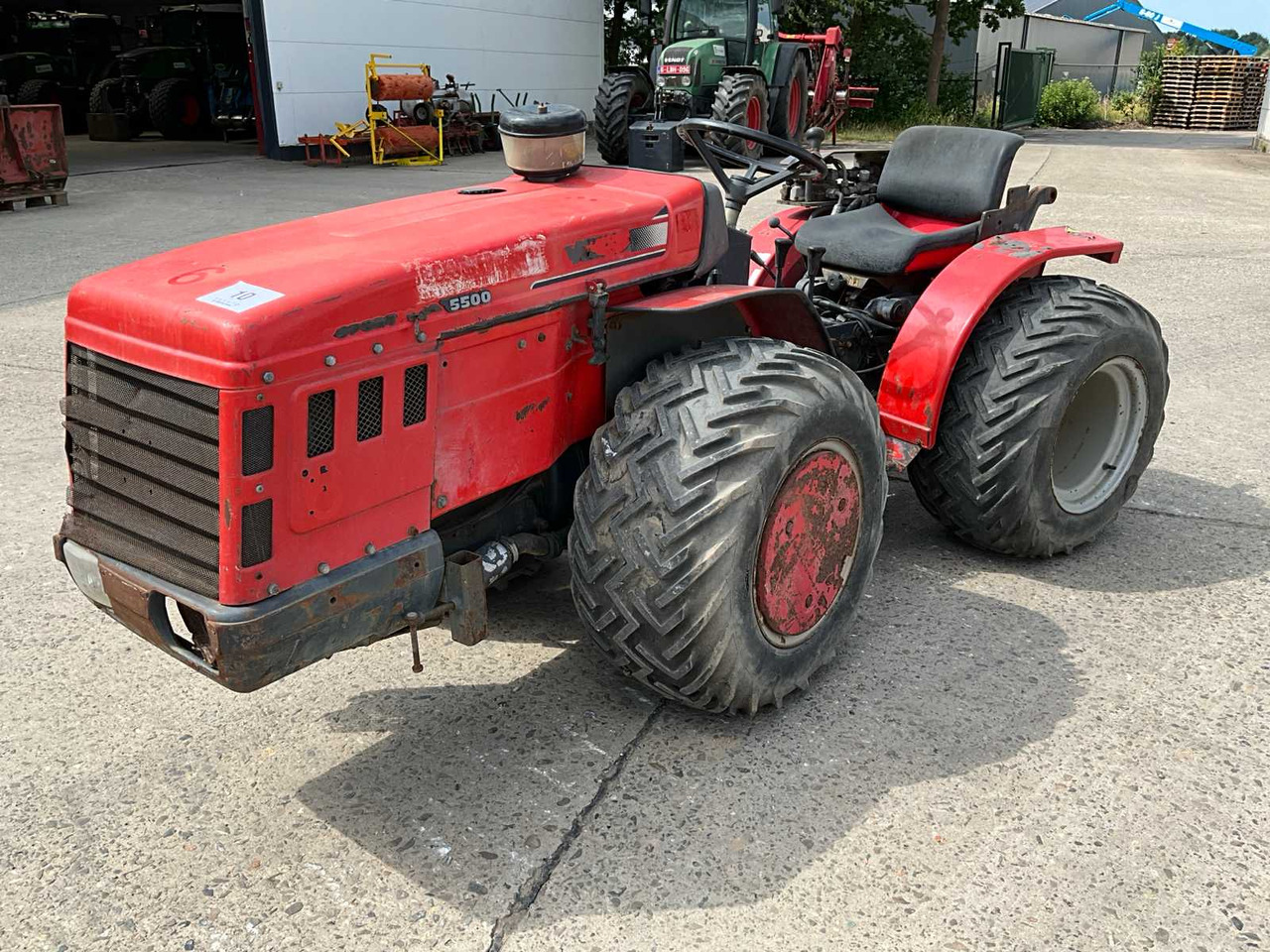 Antonio Carraro Supertigre 5500 - Traktors: foto 1 Antonio Carraro Supertigre 5500 - Traktors: foto 1