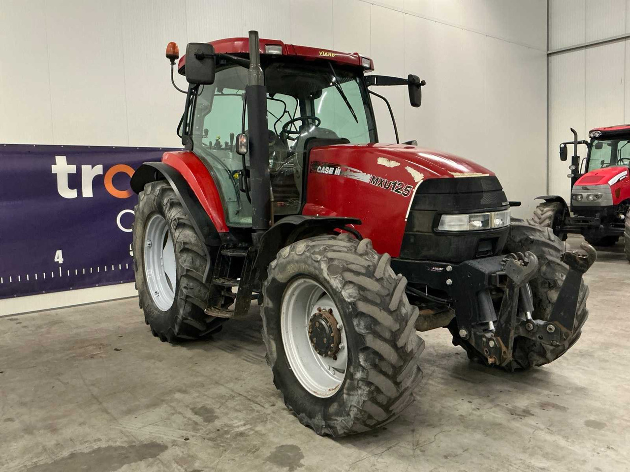 CASE IH MXU125 ALL-WHEEL DRIVE FARM TRACTOR - Traktors: foto 3 CASE IH MXU125 ALL-WHEEL DRIVE FARM TRACTOR - Traktors: foto 3