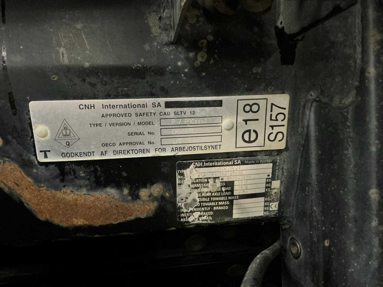 Traktors CASE IH MXU125 ALL-WHEEL DRIVE FARM TRACTOR: foto 18 Traktors CASE IH MXU125 ALL-WHEEL DRIVE FARM TRACTOR: foto 18