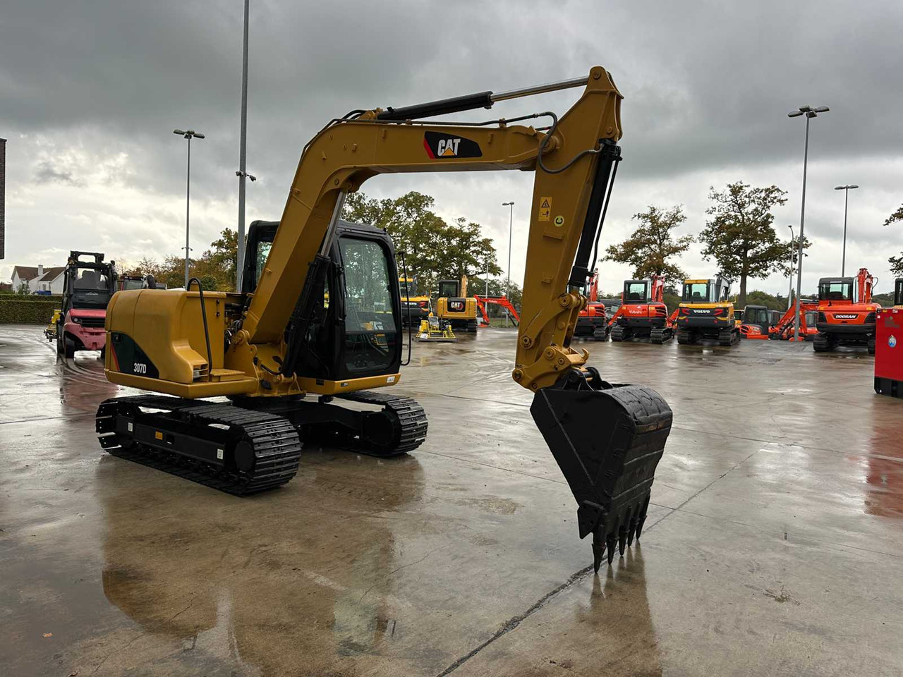 CATERPILLAR - 2013 - 307D - MIDI EXCAVATOR - Ekskavators: foto 3 CATERPILLAR - 2013 - 307D - MIDI EXCAVATOR - Ekskavators: foto 3