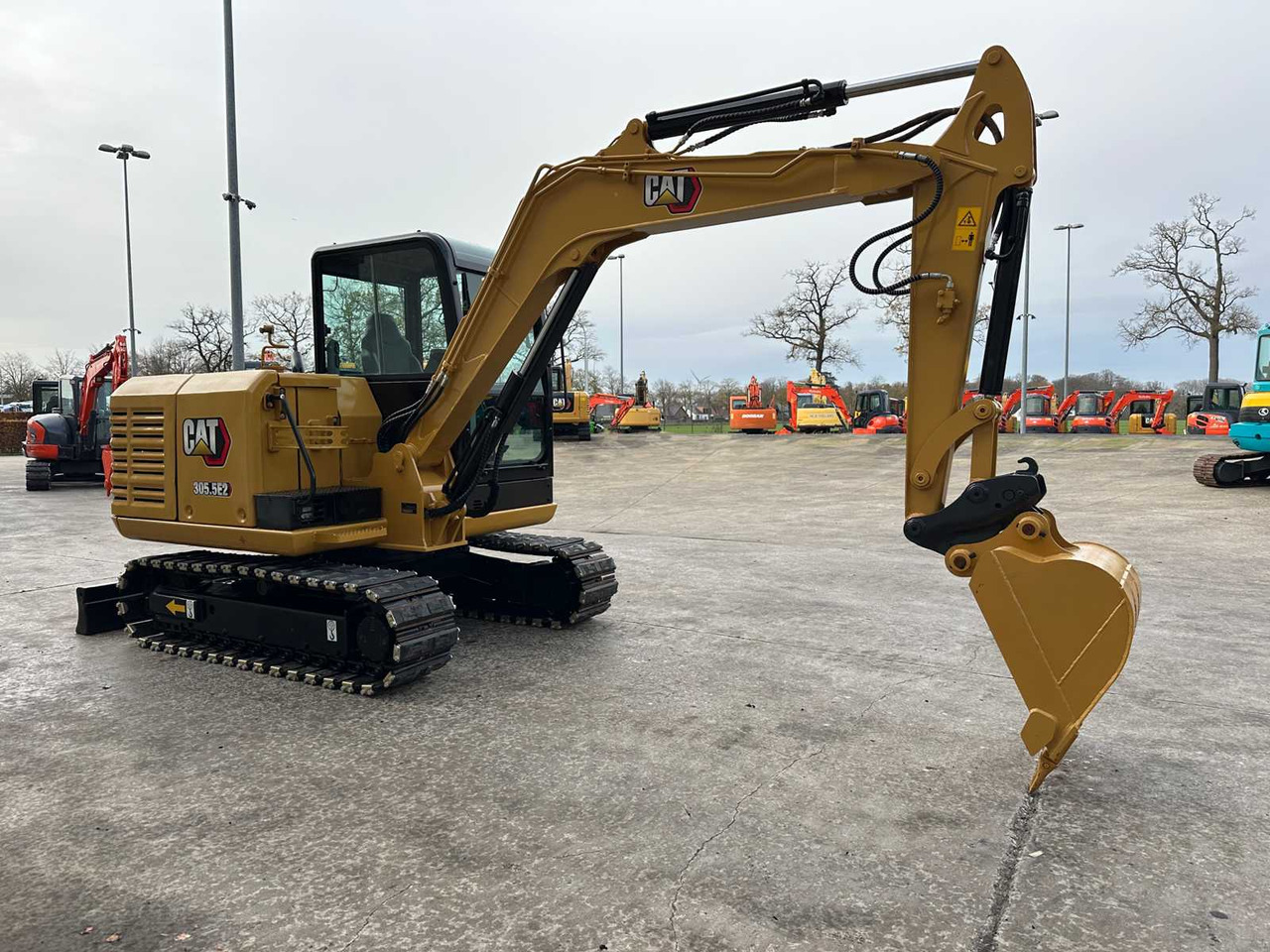 CATERPILLAR - 2017 - 305.5E2 - MIDI EXCAVATOR - Ekskavators: foto 3 CATERPILLAR - 2017 - 305.5E2 - MIDI EXCAVATOR - Ekskavators: foto 3