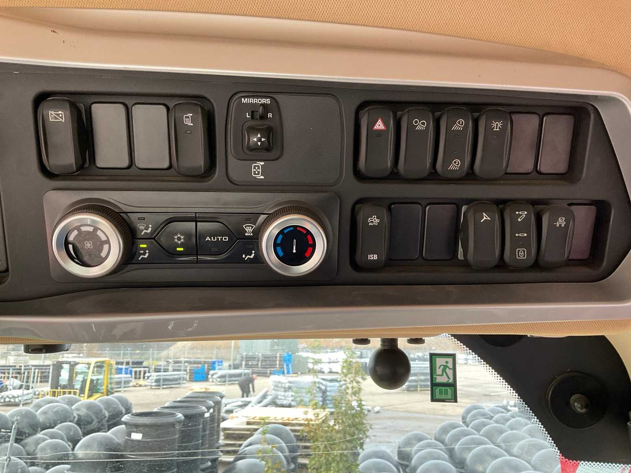 Traktors Case ih Optum 250 CVX DRIVE: foto 35 Traktors Case ih Optum 250 CVX DRIVE: foto 35