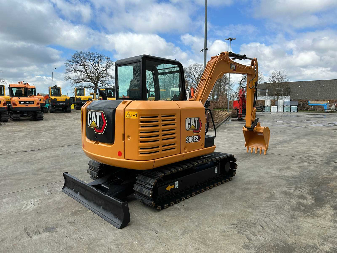 Caterpillar 306E2 - Kāpurķēžu ekskavators: foto 4 Caterpillar 306E2 - Kāpurķēžu ekskavators: foto 4