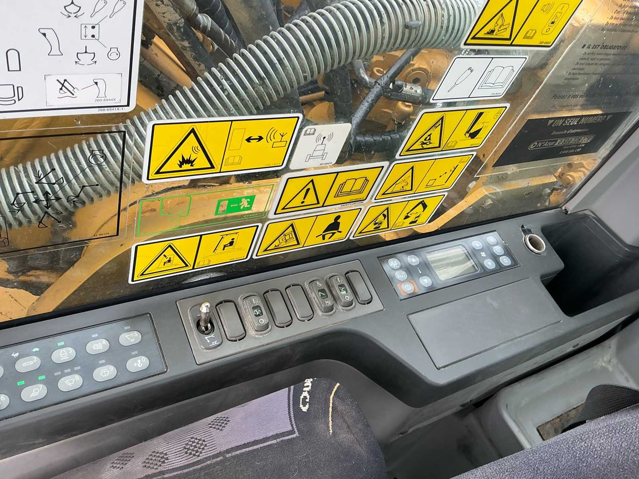 Kāpurķēžu ekskavators Caterpillar 326F LN: foto 23 Kāpurķēžu ekskavators Caterpillar 326F LN: foto 23