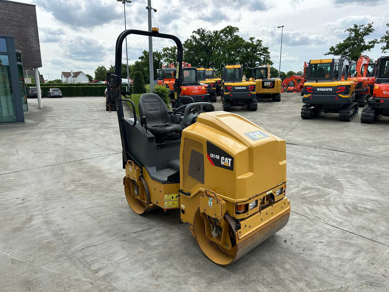 Caterpillar CB14 CB14B - Ceļu veltnis: foto 3 Caterpillar CB14 CB14B - Ceļu veltnis: foto 3