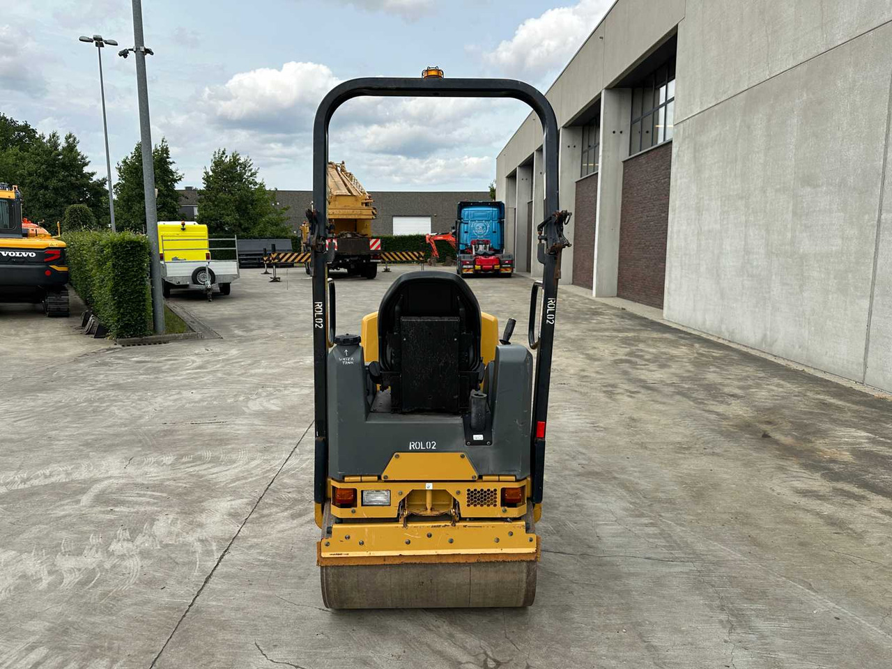 Caterpillar CB14 CB14B - Ceļu veltnis: foto 5 Caterpillar CB14 CB14B - Ceļu veltnis: foto 5