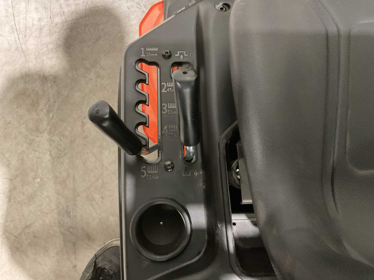 Zāles pļāvējs Daewoo DAXRM224: foto 16