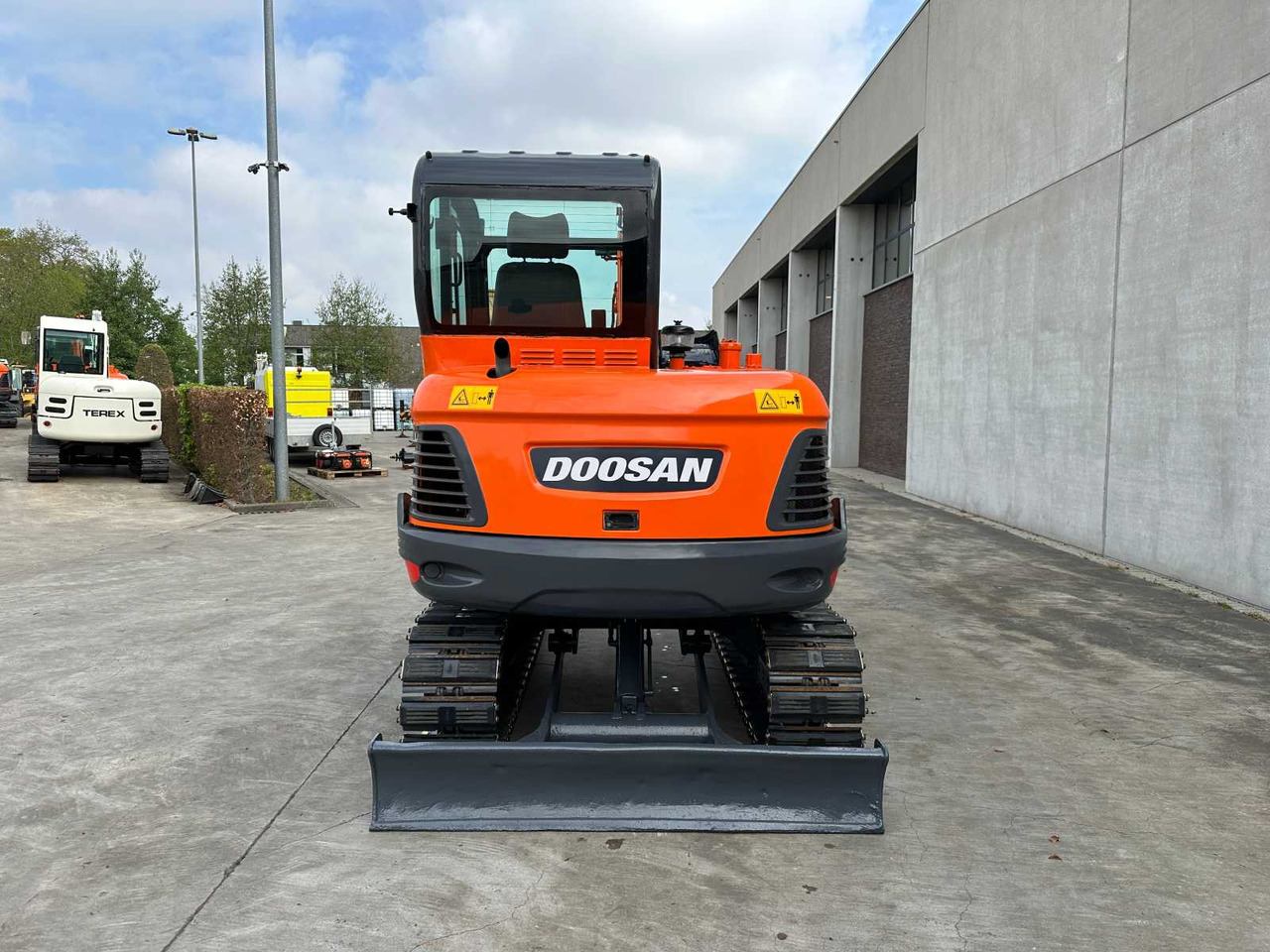 Doosan DX55-9C - Kāpurķēžu ekskavators: foto 5 Doosan DX55-9C - Kāpurķēžu ekskavators: foto 5