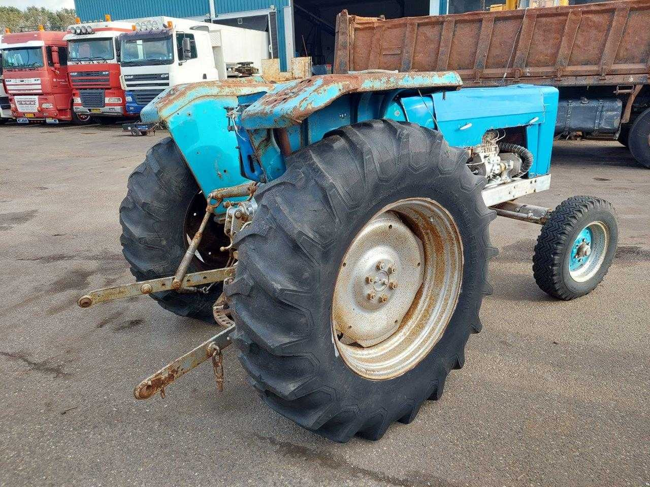 Traktors Ebro 7007 A: foto 7