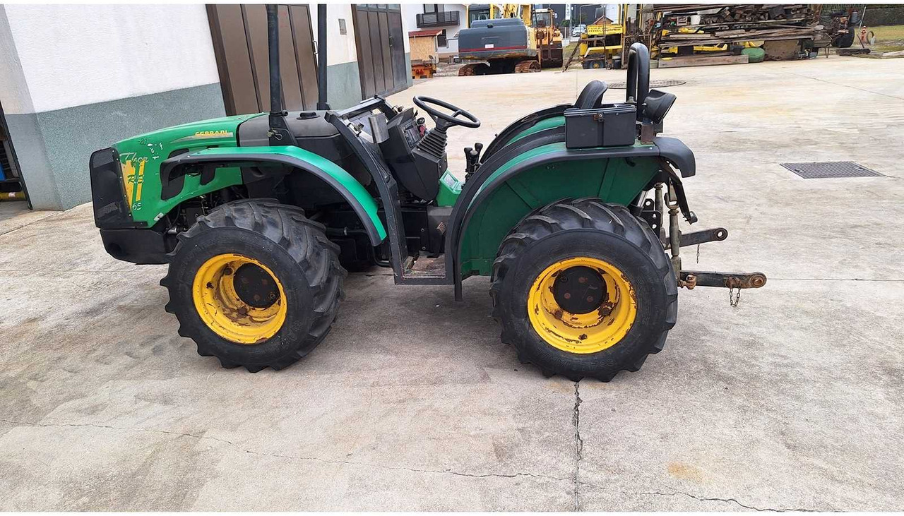 FERRARI - 65 THOR 4X4 - 4-WHEEL DRIVE TRACTOR - 2006 - Traktors: foto 4 FERRARI - 65 THOR 4X4 - 4-WHEEL DRIVE TRACTOR - 2006 - Traktors: foto 4