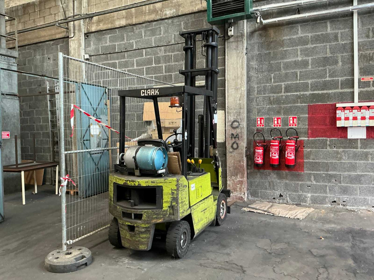 FORKLIFT - Autokrāvējs: foto 3 FORKLIFT - Autokrāvējs: foto 3