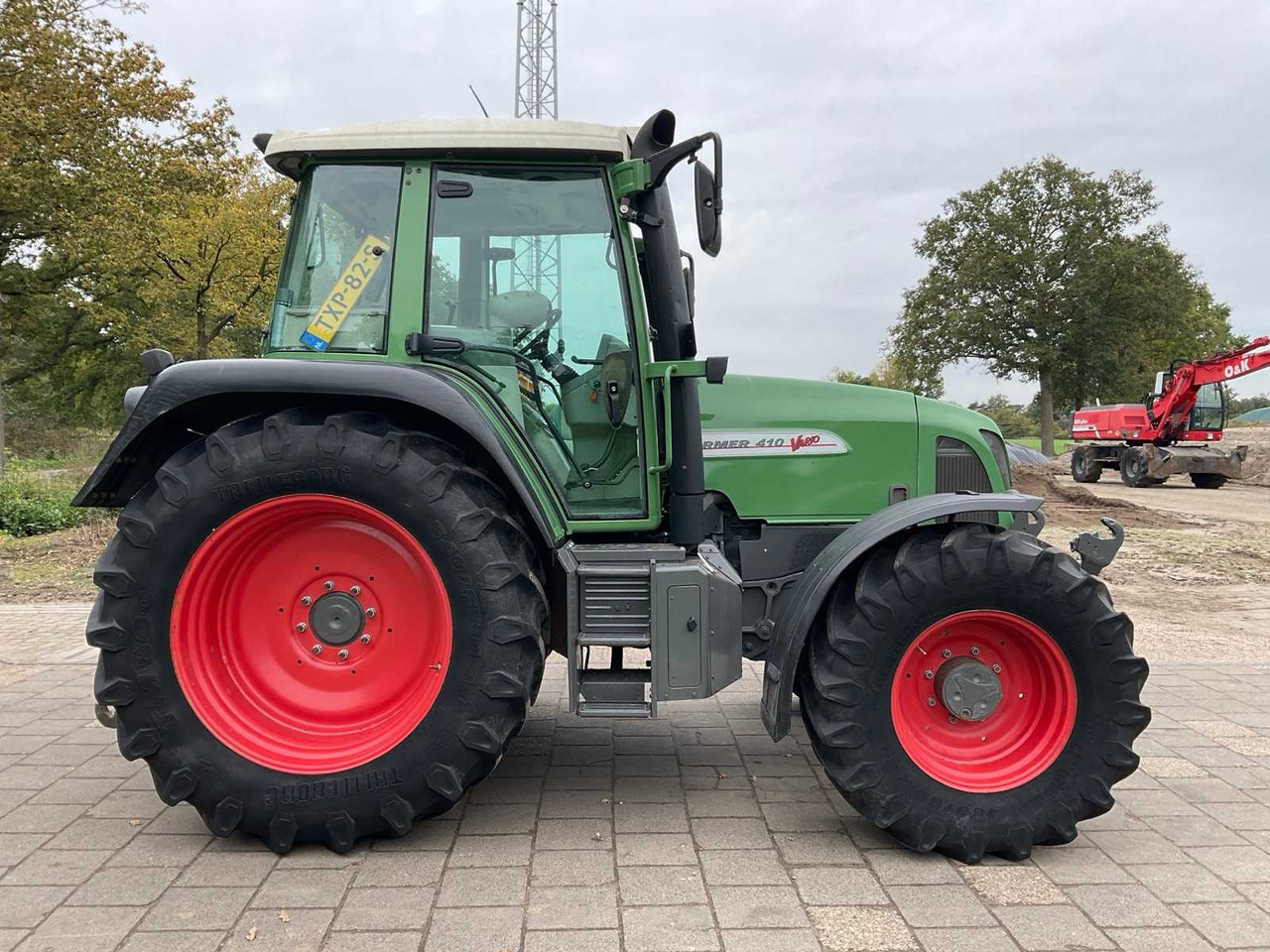 Fendt Farmer 410 Vario - Traktors: foto 4 Fendt Farmer 410 Vario - Traktors: foto 4