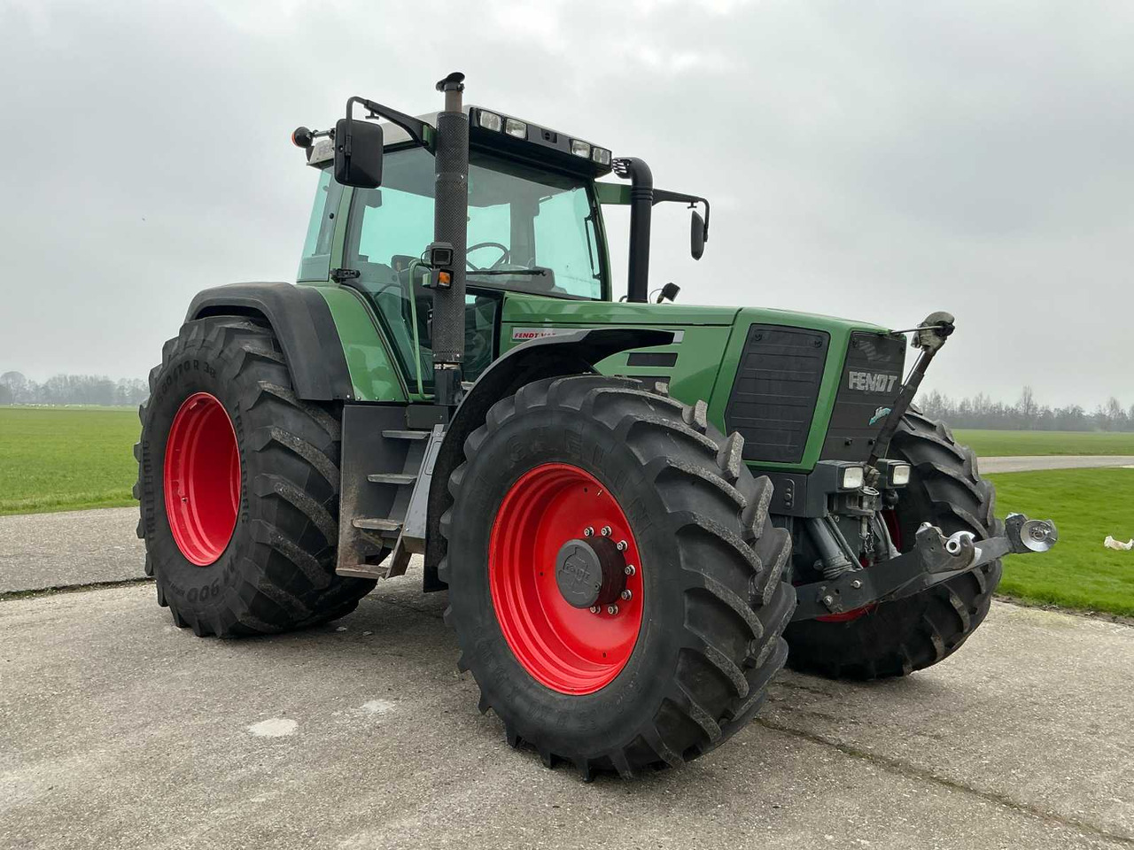Fendt Favorit 916 - Traktors: foto 4 Fendt Favorit 916 - Traktors: foto 4