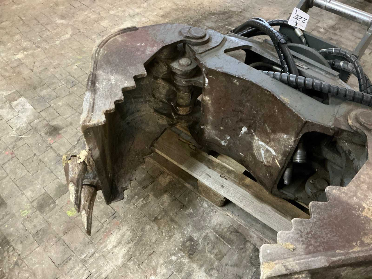 Geel GEEL UNIVERSAL GRIPPER - Riteņu iekrāvējs: foto 4 Geel GEEL UNIVERSAL GRIPPER - Riteņu iekrāvējs: foto 4