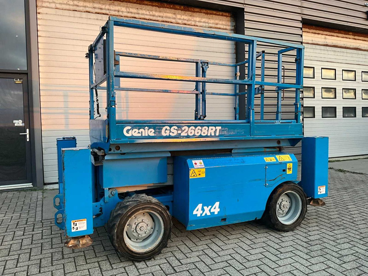 Genie GS-2668 - Pacēlājs: foto 1 Genie GS-2668 - Pacēlājs: foto 1