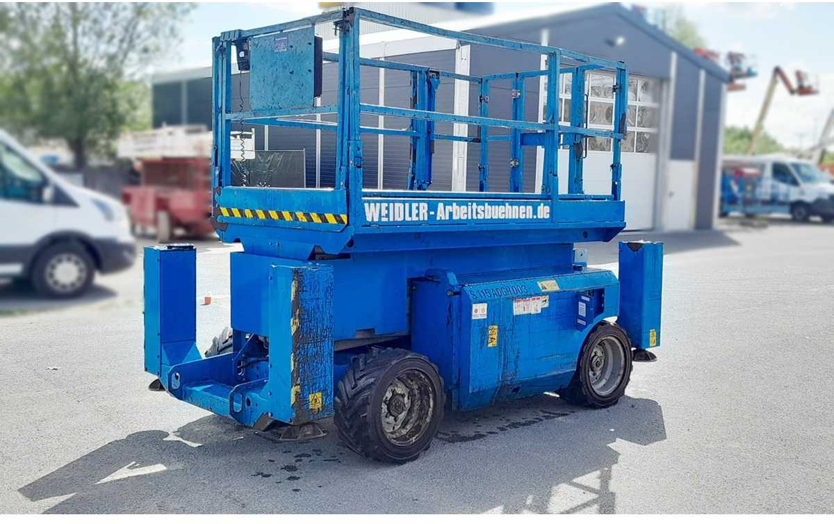 Genie GS3268 - Pacēlājs: foto 1 Genie GS3268 - Pacēlājs: foto 1