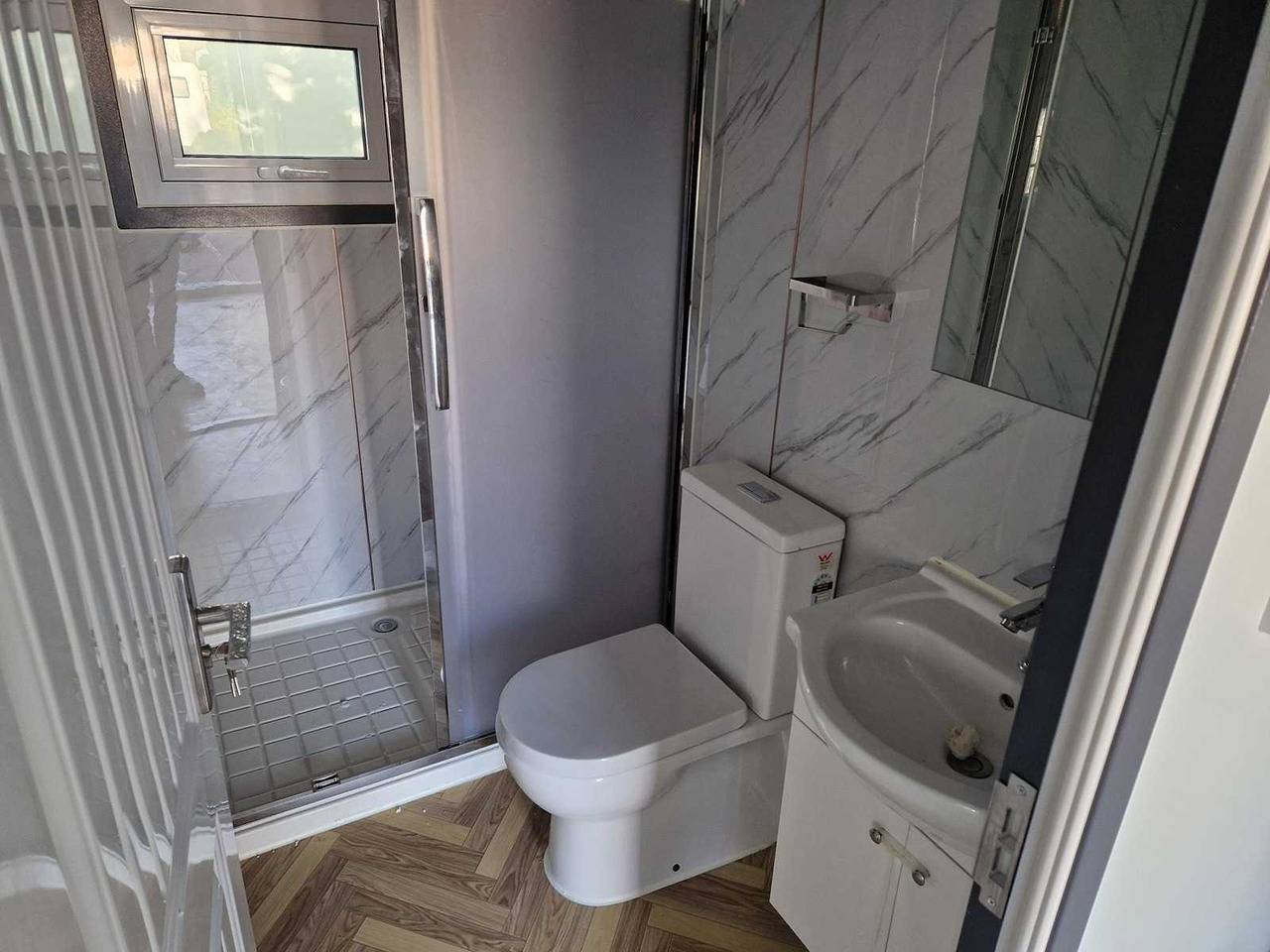 Celtniecības konteiners Greenland Luxe: foto 32