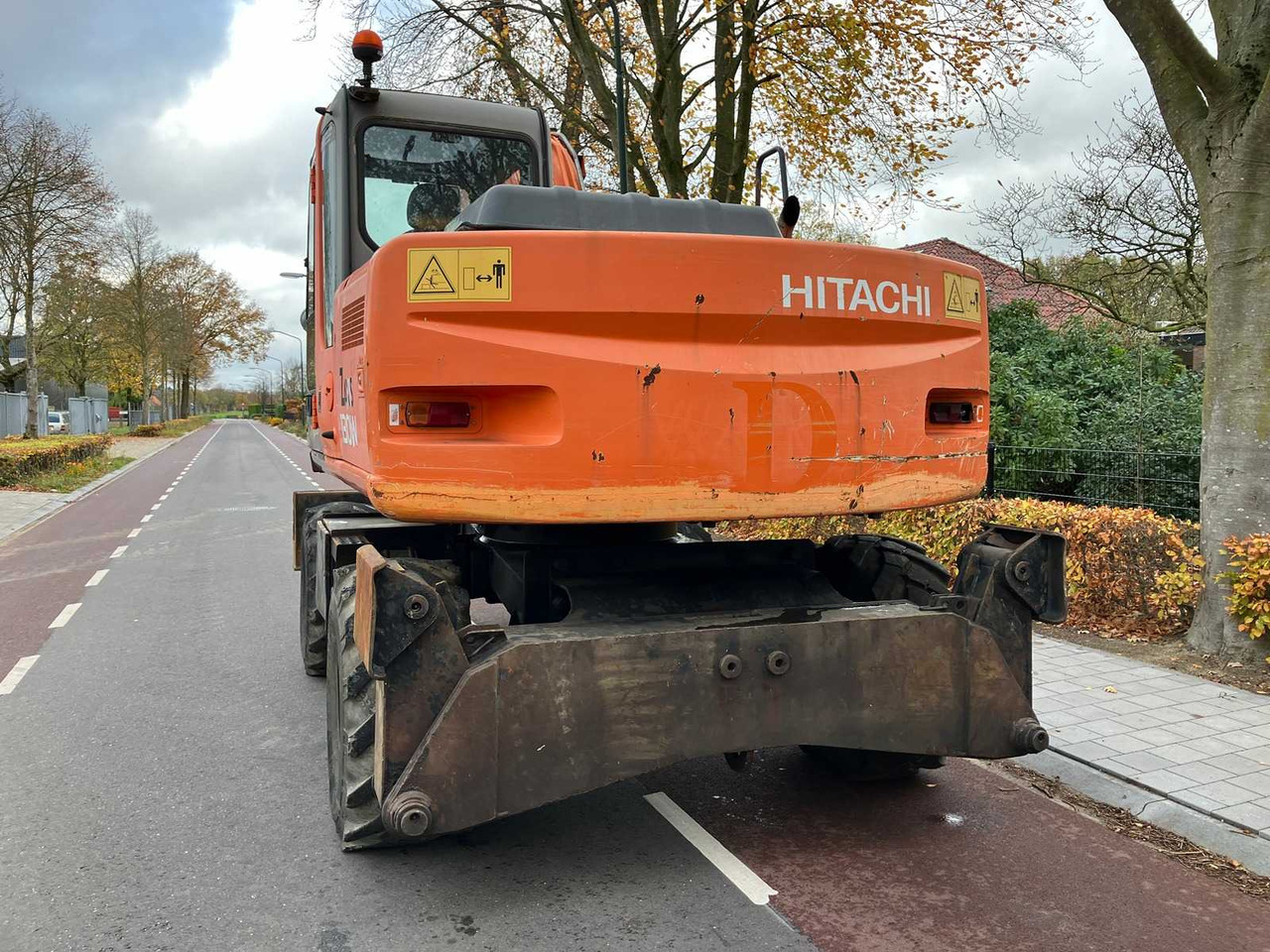 HITACHI - 2008 - ZX130W - WHEELED EXCAVATOR - Riteņu ekskavators: foto 4 HITACHI - 2008 - ZX130W - WHEELED EXCAVATOR - Riteņu ekskavators: foto 4