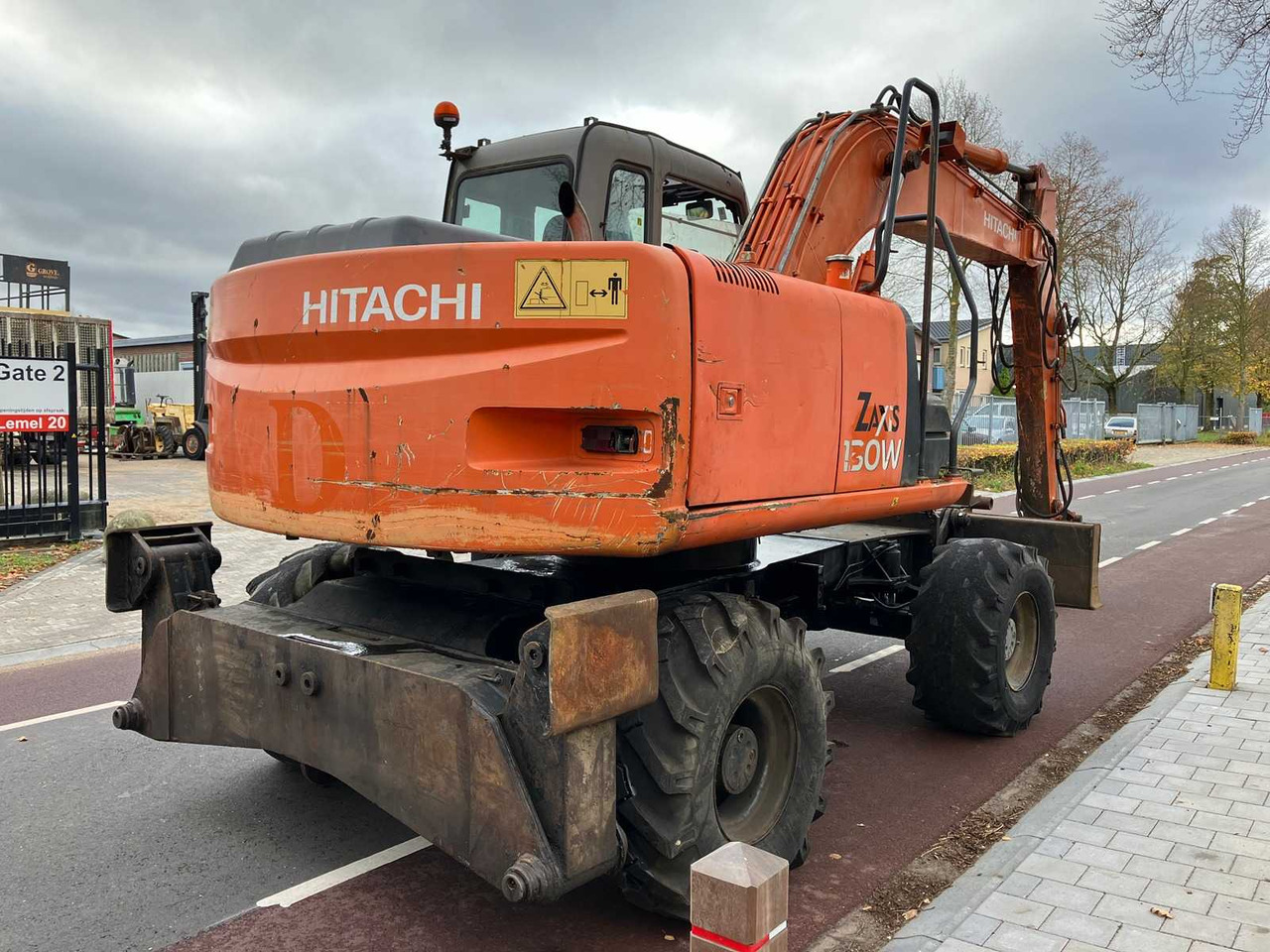 HITACHI - 2008 - ZX130W - WHEELED EXCAVATOR - Riteņu ekskavators: foto 5 HITACHI - 2008 - ZX130W - WHEELED EXCAVATOR - Riteņu ekskavators: foto 5