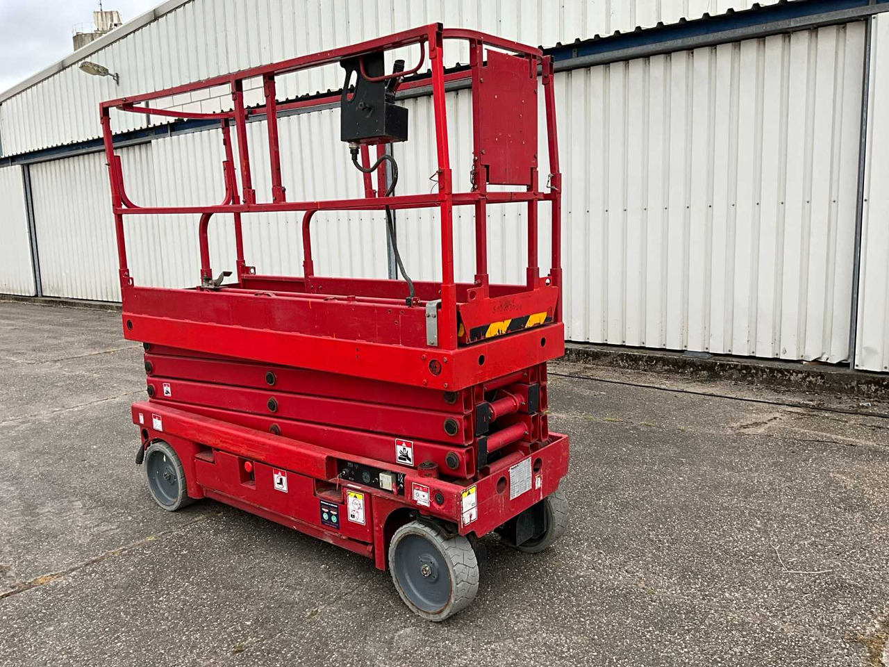 Haulotte Compact 10N - Pacēlājs: foto 1 Haulotte Compact 10N - Pacēlājs: foto 1