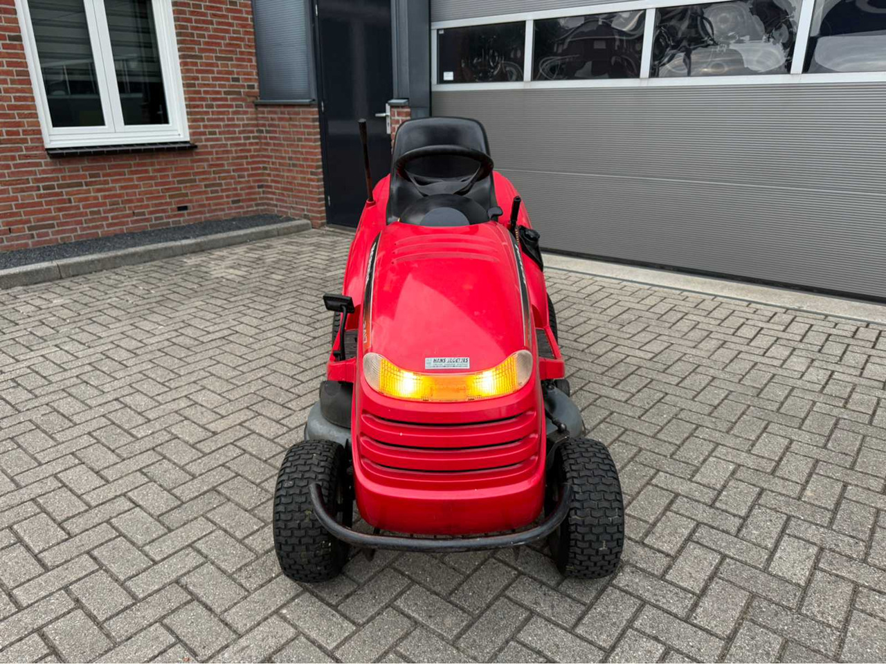 Honda 2417 - Zāles pļāvējs: foto 5 Honda 2417 - Zāles pļāvējs: foto 5