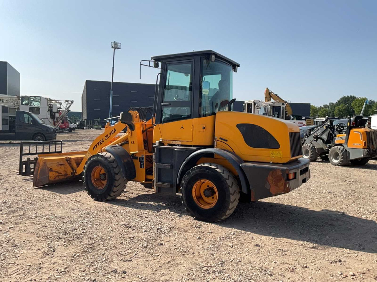 Hytec Zl10a - Riteņu iekrāvējs: foto 3 Hytec Zl10a - Riteņu iekrāvējs: foto 3
