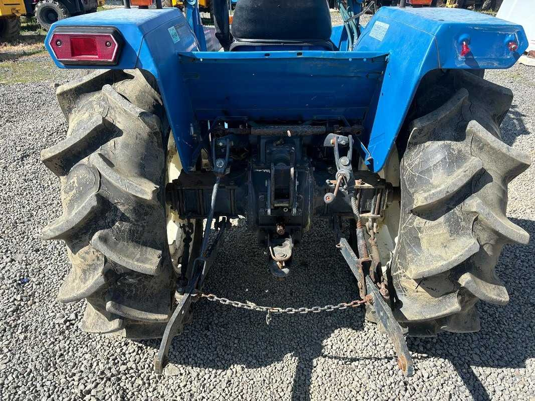 ISEKI 4-WHEEL DRIVE TRACTOR - Traktors: foto 5 ISEKI 4-WHEEL DRIVE TRACTOR - Traktors: foto 5