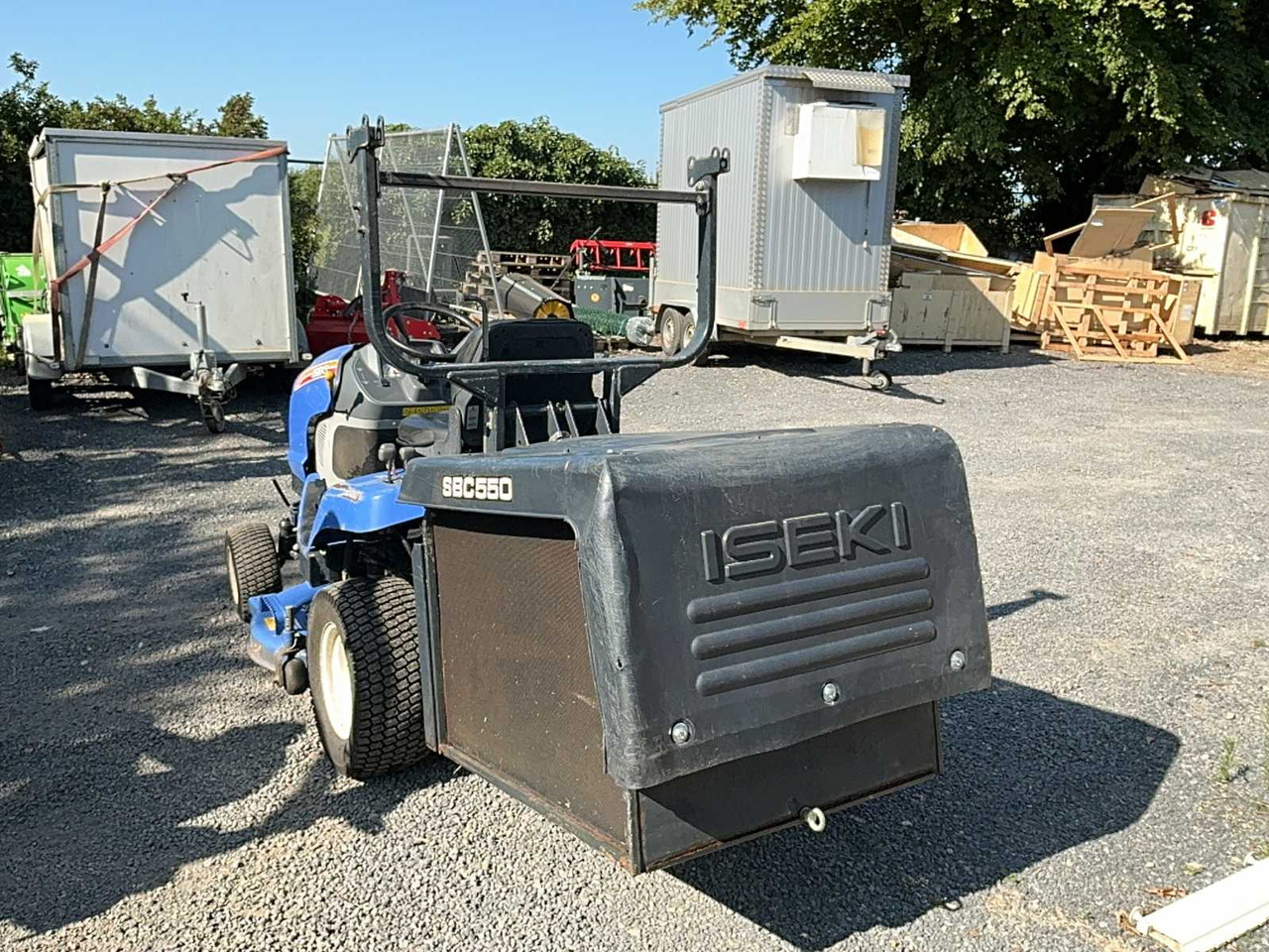 Iseki SXG323 - Zāles pļāvējs: foto 4 Iseki SXG323 - Zāles pļāvējs: foto 4