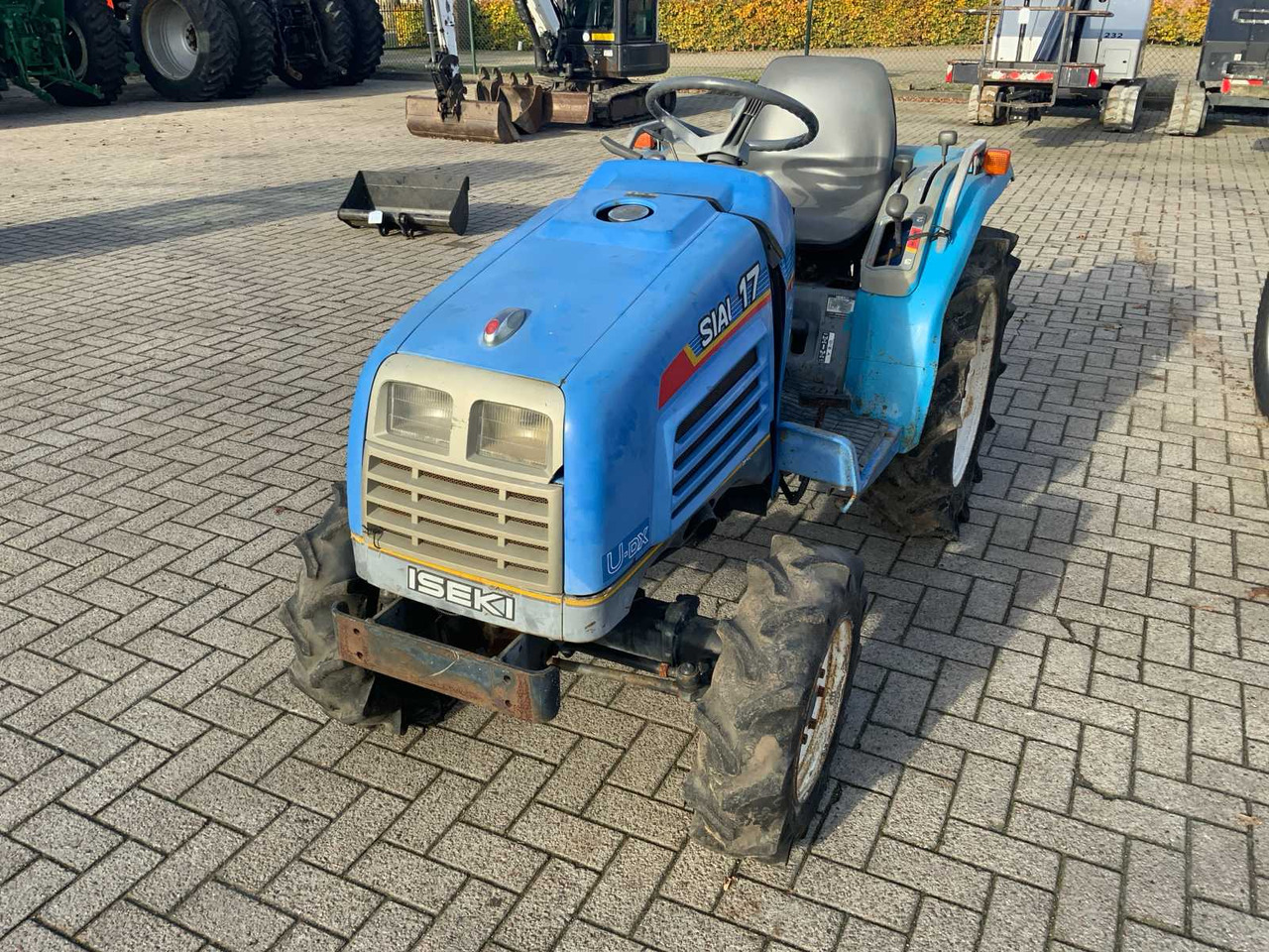 Iseki Sial 17 - Mini traktors: foto 2 Iseki Sial 17 - Mini traktors: foto 2