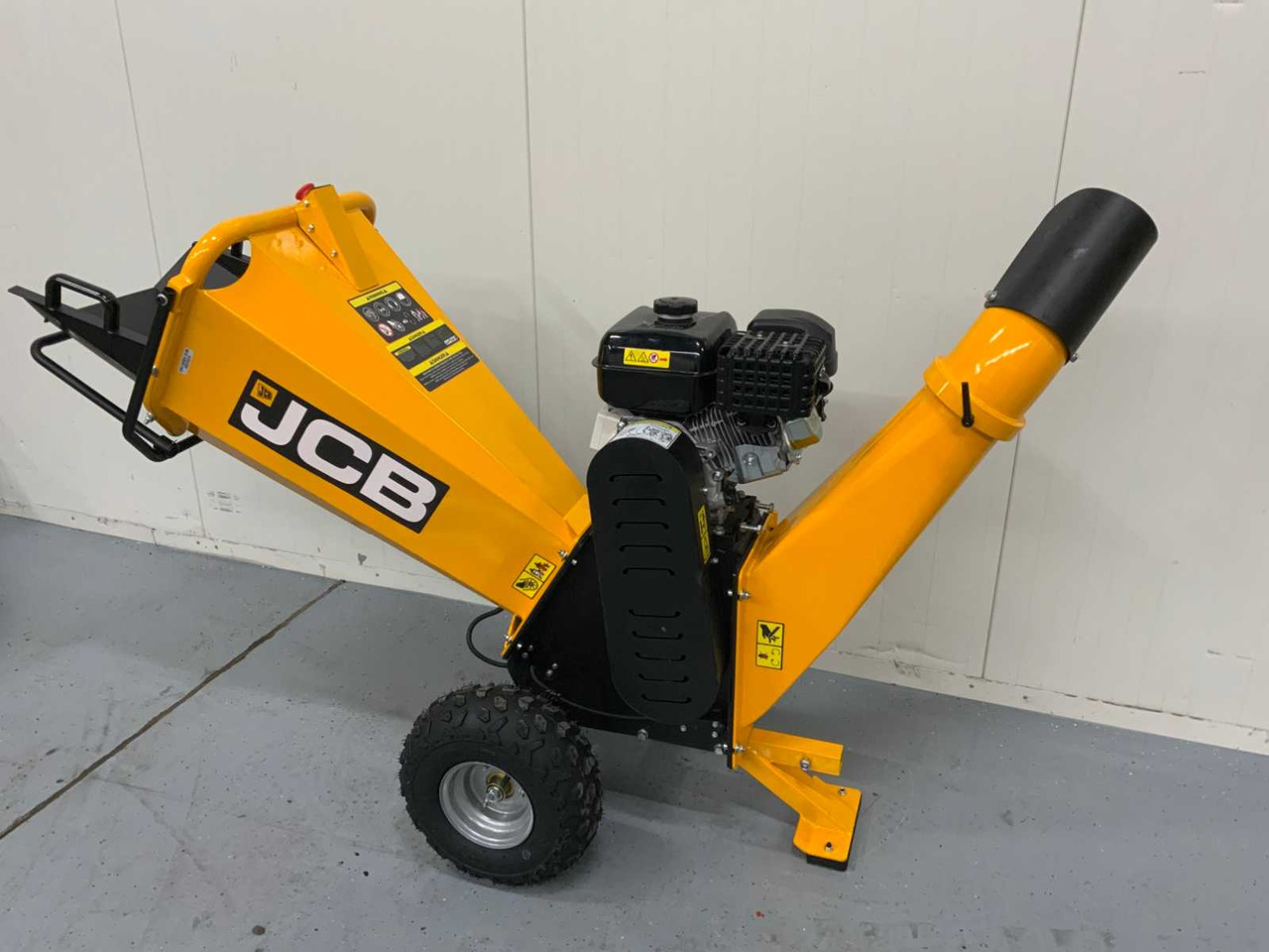 JCB CH75100P - Šķeldotājs: foto 4 JCB CH75100P - Šķeldotājs: foto 4