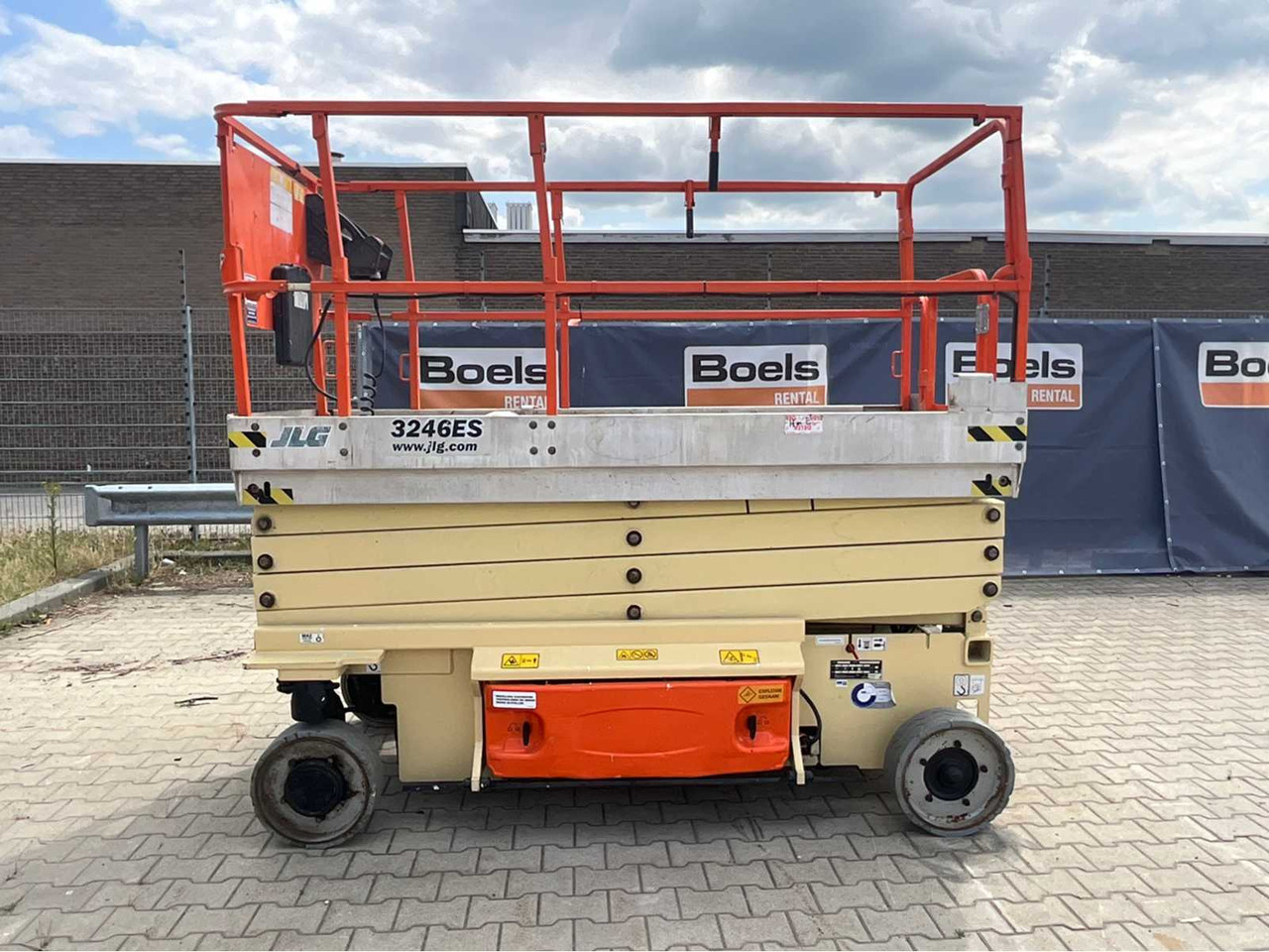 JLG 3246ES - Pacēlājs: foto 3 JLG 3246ES - Pacēlājs: foto 3