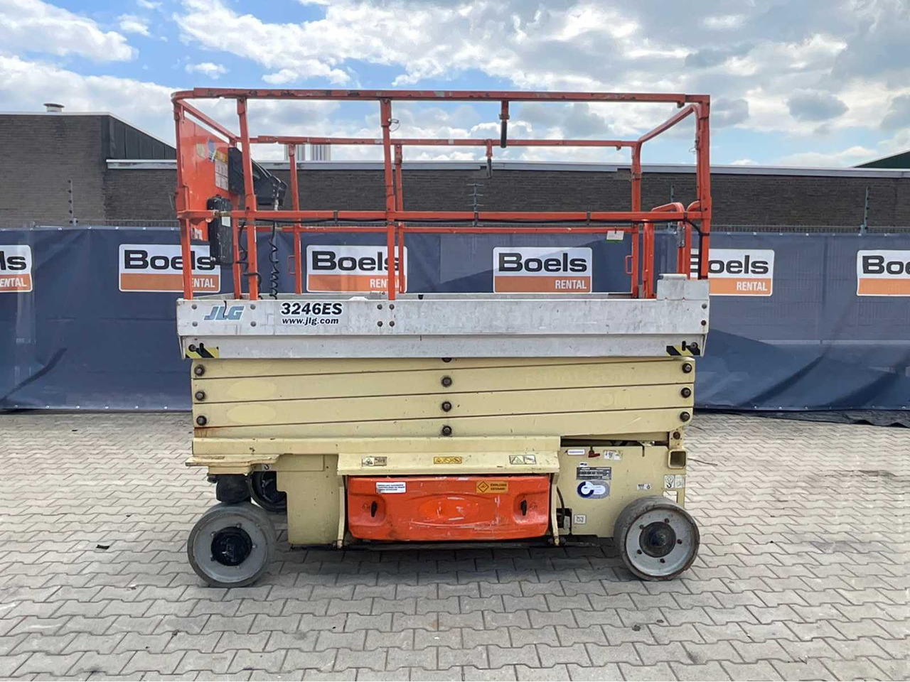 JLG 3246ES - Pacēlājs: foto 3 JLG 3246ES - Pacēlājs: foto 3