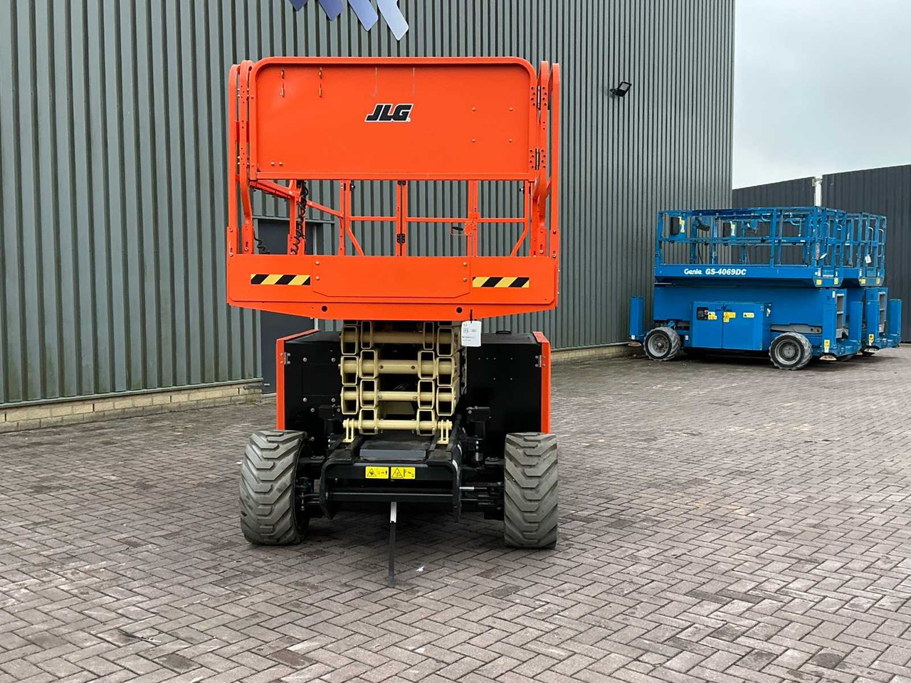 JLG ERT 3369 - Pacēlājs: foto 4 JLG ERT 3369 - Pacēlājs: foto 4
