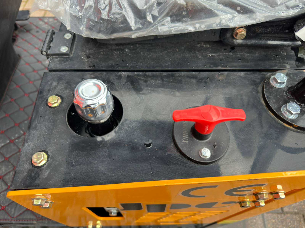 Mini-ekskavators JPC HT12: foto 10