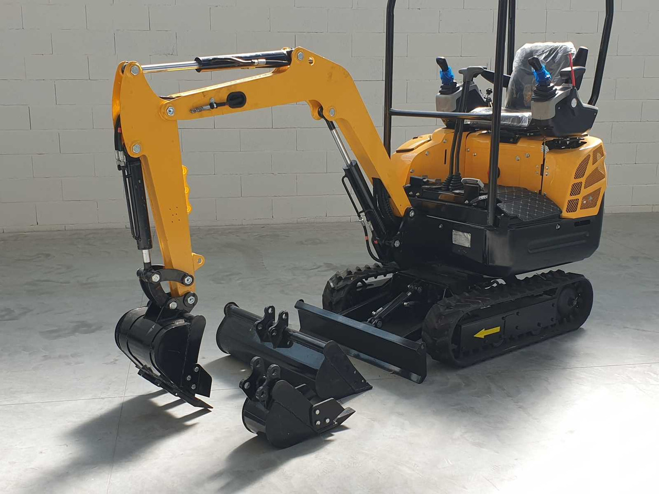 JPC - Mini-ekskavators: foto 3 JPC - Mini-ekskavators: foto 3