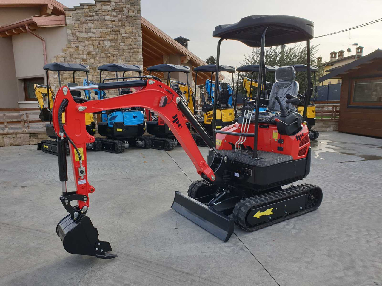 JPC - Mini-ekskavators: foto 4 JPC - Mini-ekskavators: foto 4