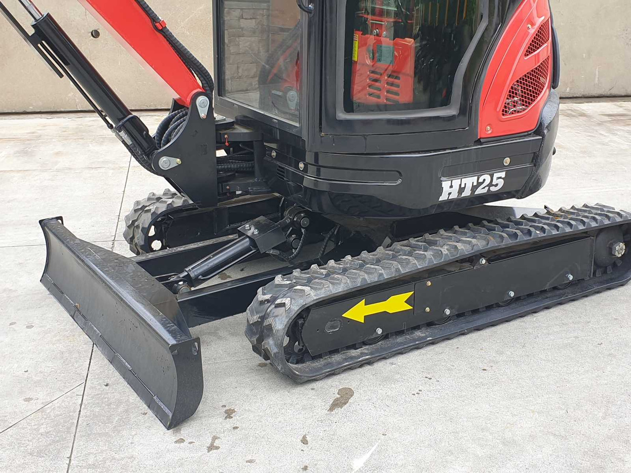 JPC - Mini-ekskavators: foto 4 JPC - Mini-ekskavators: foto 4