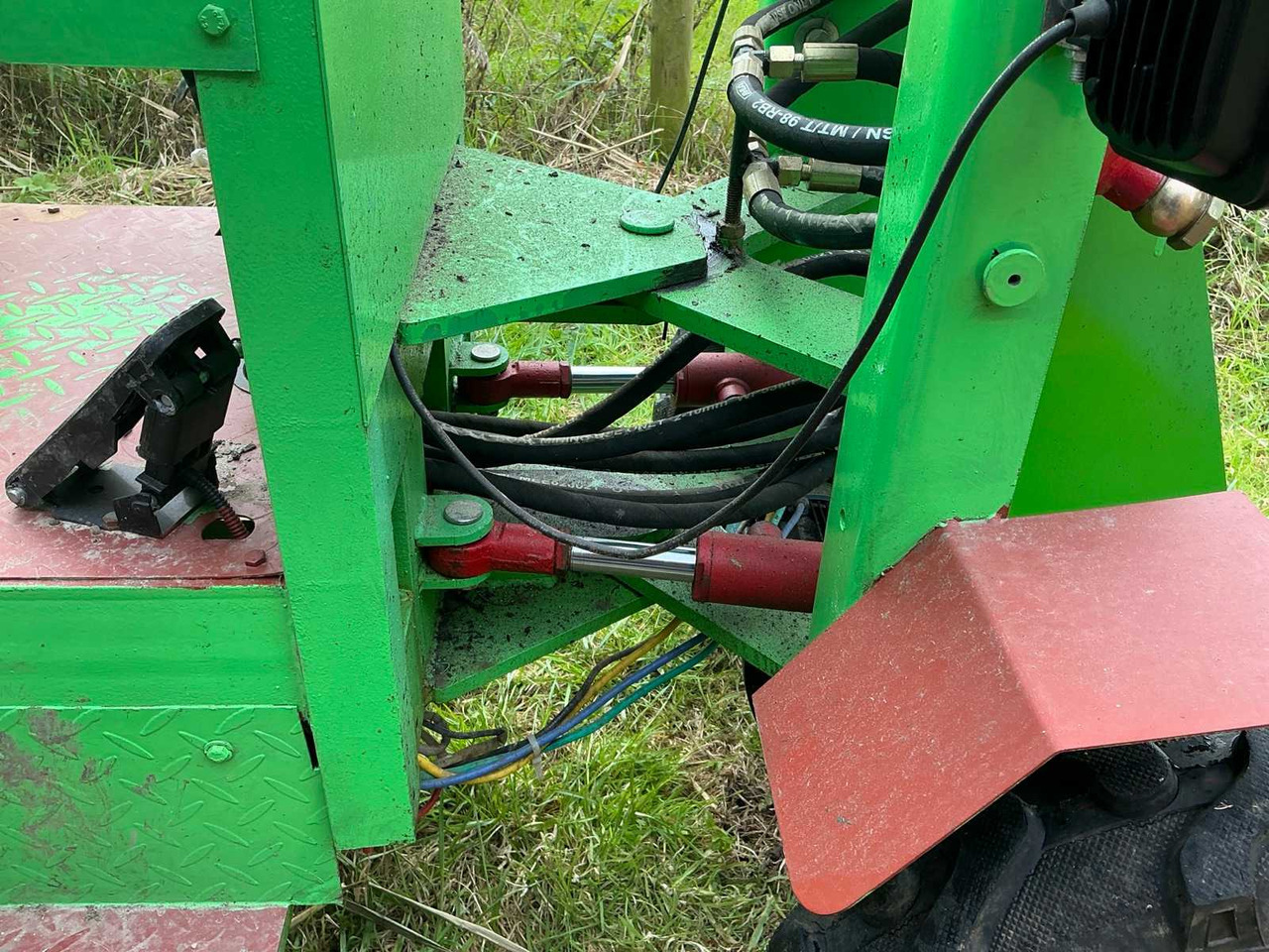 Riteņu iekrāvējs JPC ME18 SHOVEL: foto 13 Riteņu iekrāvējs JPC ME18 SHOVEL: foto 13