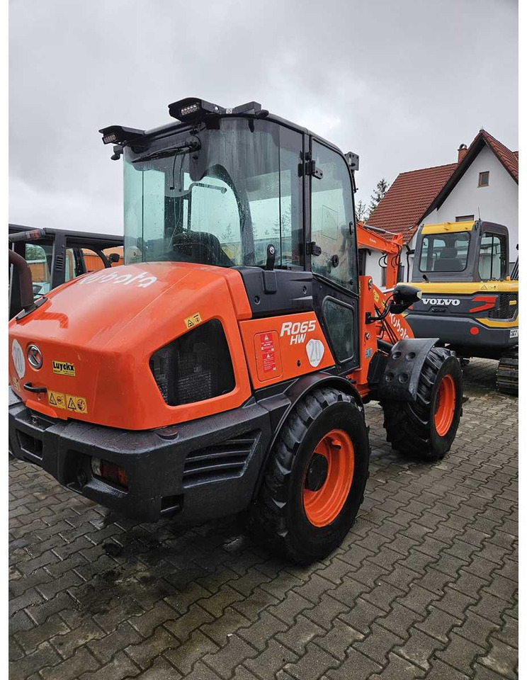 KUBOTA - R065 - WHELL LOADER - 2017 - Riteņu iekrāvējs: foto 4 KUBOTA - R065 - WHELL LOADER - 2017 - Riteņu iekrāvējs: foto 4