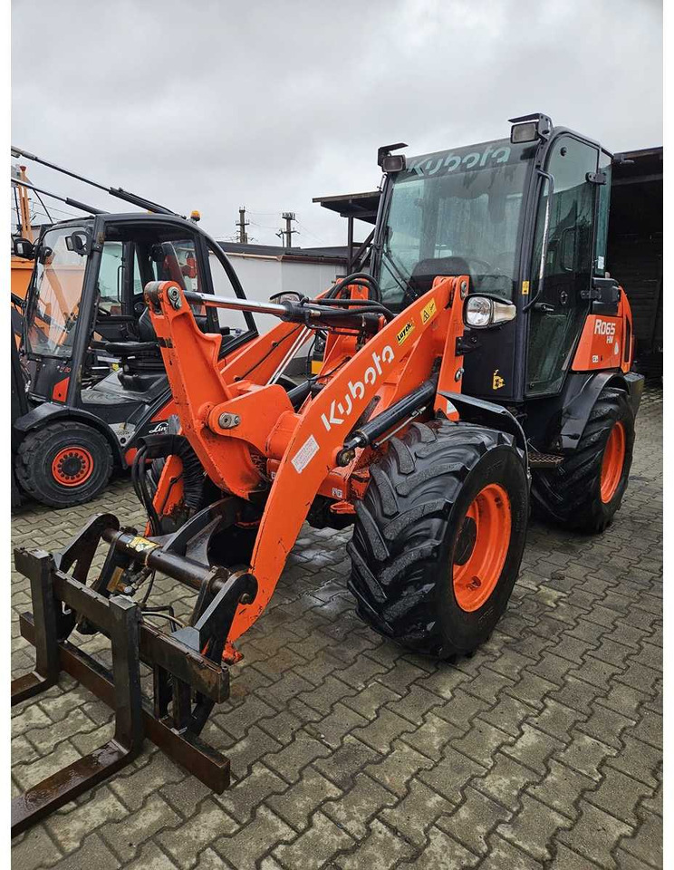 KUBOTA - R065 - WHELL LOADER - 2017 - Riteņu iekrāvējs: foto 3 KUBOTA - R065 - WHELL LOADER - 2017 - Riteņu iekrāvējs: foto 3