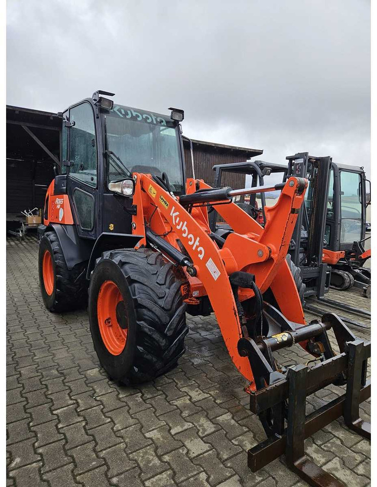KUBOTA - R065 - WHELL LOADER - 2017 - Riteņu iekrāvējs: foto 1 KUBOTA - R065 - WHELL LOADER - 2017 - Riteņu iekrāvējs: foto 1