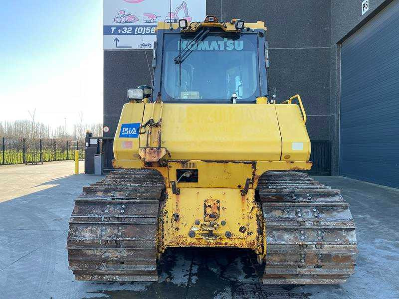 Komatsu D65 PX-18 - Buldozers: foto 3 Komatsu D65 PX-18 - Buldozers: foto 3