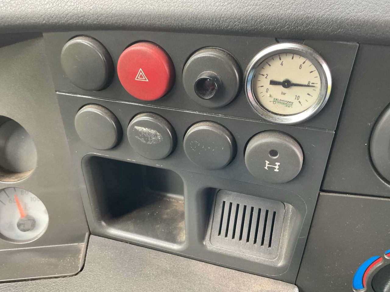 Komercauto 2001 - IVECO - DAILY - 40C13 300 - COMMERCIAL VEHICLE/BE-COMBINATION: foto 16